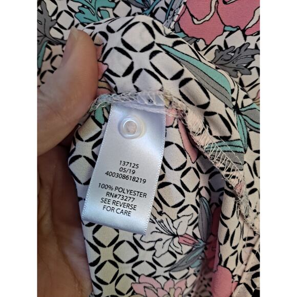 Candies Grandma Chic Floral with Front Ruffle Button Up Shirt Size 2XL - Picture 5 of 7